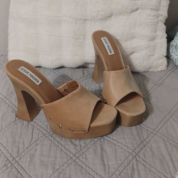 Steve Madden platform sandals - Picture 1 of 2